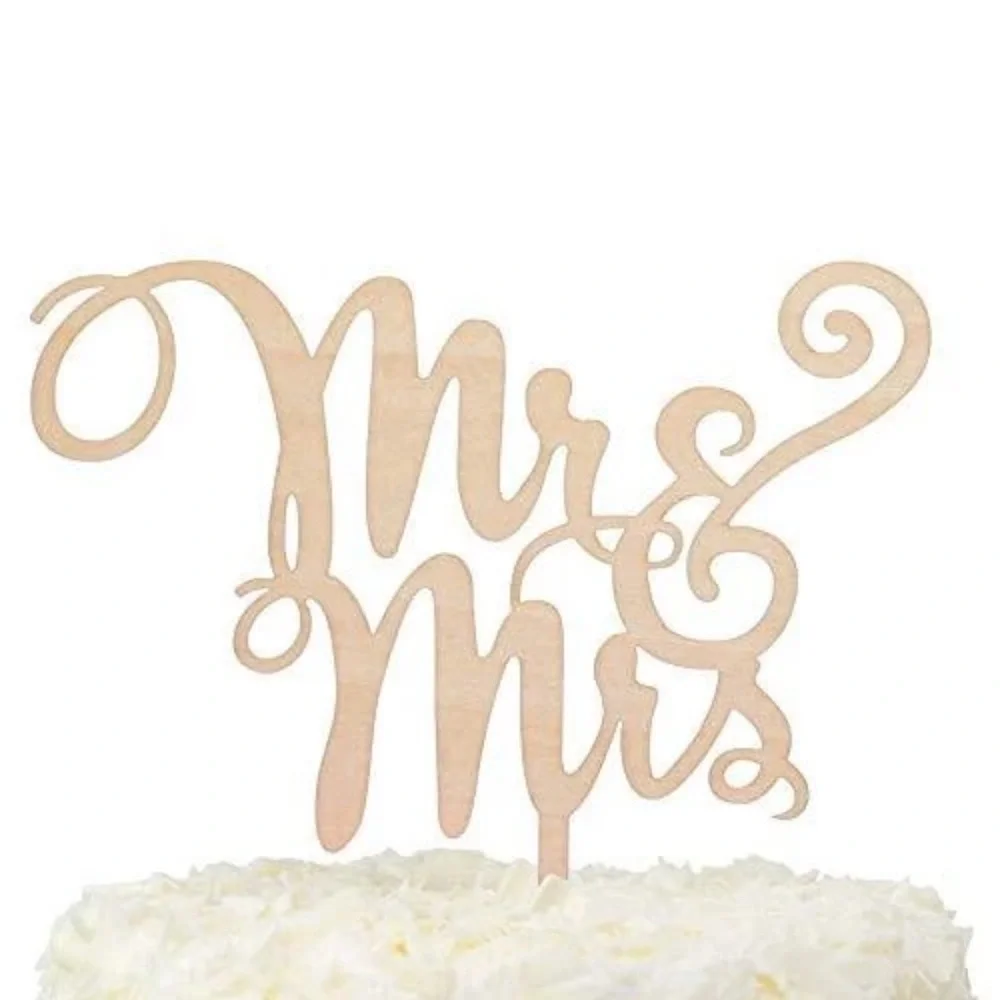 Elegant Tan 'Mr & Mrs' Cake Topper